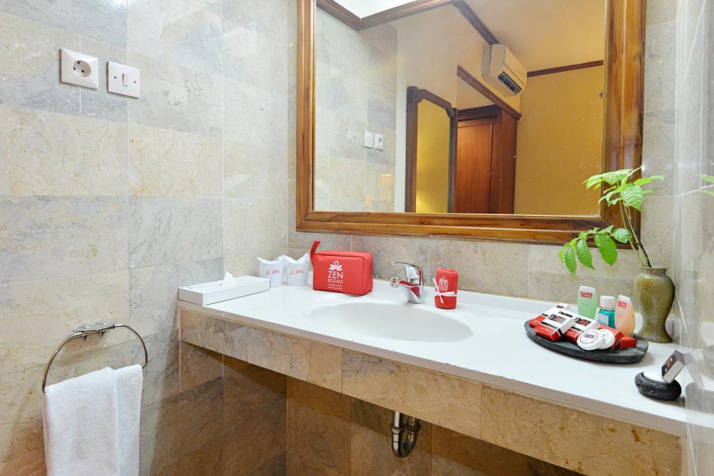 Zen Rooms Jogja Cendrawasih Pakualaman Экстерьер фото
