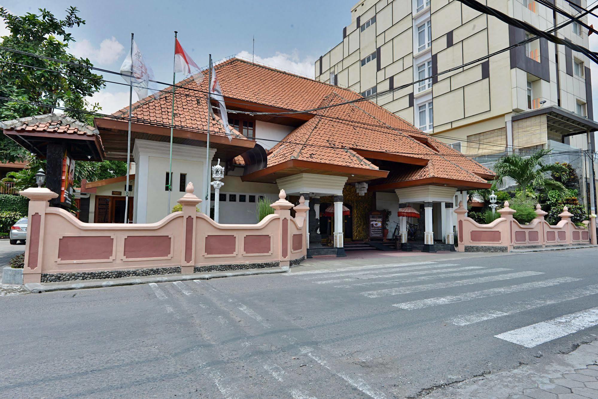 Zen Rooms Jogja Cendrawasih Pakualaman Экстерьер фото