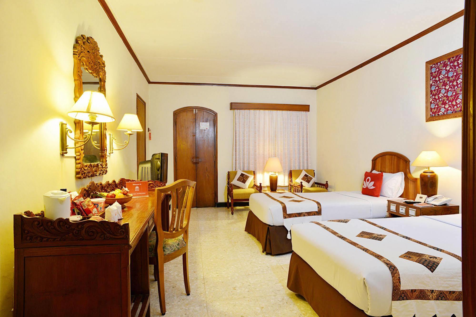 Zen Rooms Jogja Cendrawasih Pakualaman Экстерьер фото